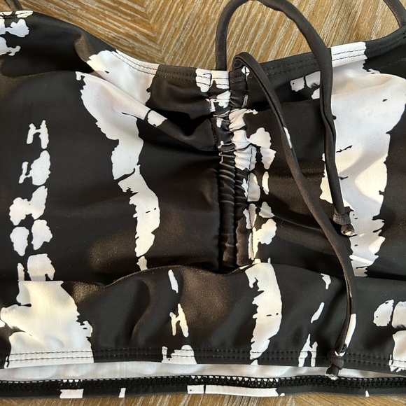 Boho Tie Dye 2 Piece Drawstring Accent Wireless Top Shorts Bikini Swim Swimsuit - Picture 14 of 16